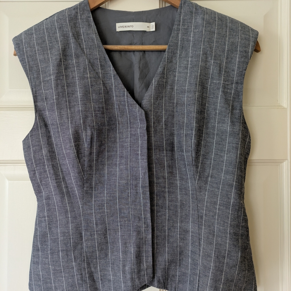 Love Bonito Grey Pinstripe V-Neck Sleeveless Vest